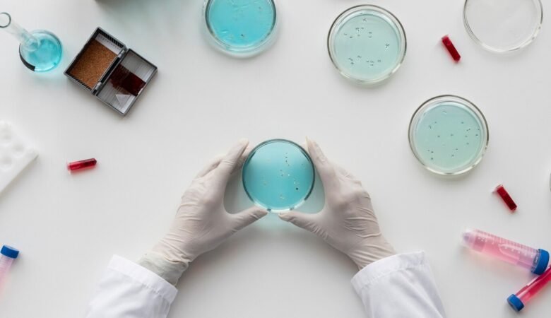 Ureaplasma et Mycoplasma : responsables du Syndrome de la Vessie Douloureuse et autres troubles uro-gynécologiques, comme la vessie hyperactive ou le Syndrome Urétral ?